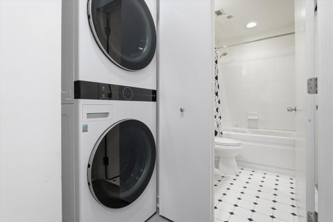Tiny photo for 333 W Hubbard Street #1010, Chicago, IL 60654 (MLS # 12687574)