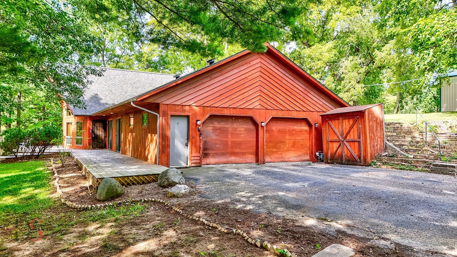 779 N 2249th Road