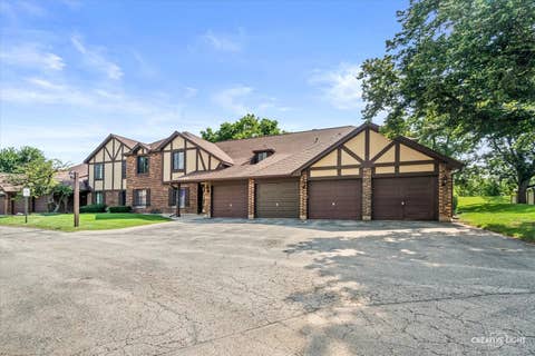 Tiny photo for 1623 SALISBURY Court #C, Wheaton, IL 60187 (MLS # 12700289)