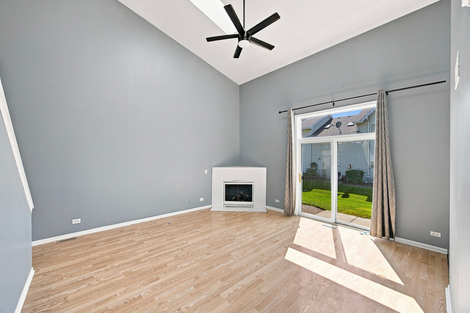 816 Katherine Lane