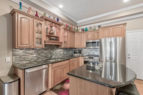 Tiny photo for 876 N MAPLE Avenue, Palatine, IL 60067 (MLS # 12773345)