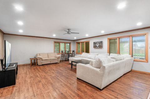 Tiny photo for 6554 W 92nd Street, Oak Lawn, IL 60453 (MLS # 12624182)