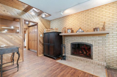 Tiny photo for 6554 W 92nd Street, Oak Lawn, IL 60453 (MLS # 12624182)