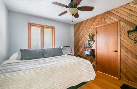 Tiny photo for 6554 W 92nd Street, Oak Lawn, IL 60453 (MLS # 12624182)