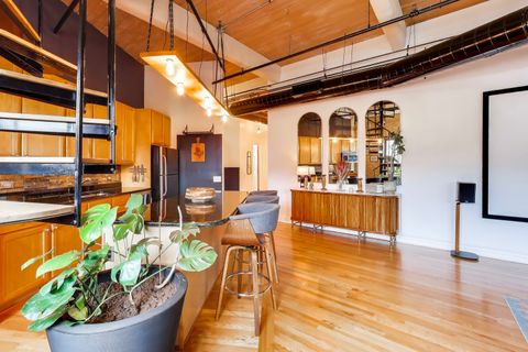 Tiny photo for 1728 N DAMEN Avenue #310, Chicago, IL 60647 (MLS # 12582743)