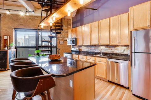 Tiny photo for 1728 N DAMEN Avenue #310, Chicago, IL 60647 (MLS # 12582743)