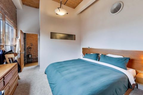 Tiny photo for 1728 N DAMEN Avenue #310, Chicago, IL 60647 (MLS # 12582743)