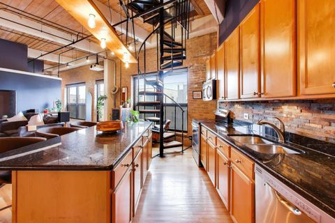 Tiny photo for 1728 N DAMEN Avenue #310, Chicago, IL 60647 (MLS # 12582743)