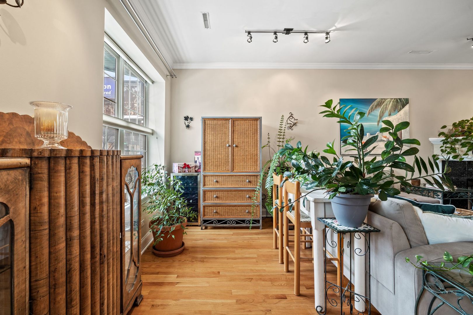 1801 W Addison Street 1E