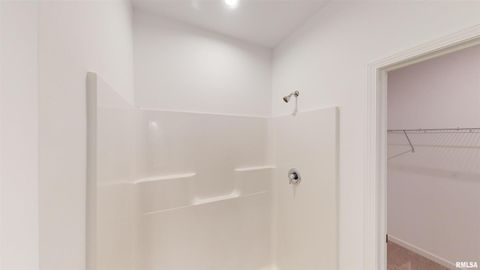 Tiny photo for Lot 9 Faiths Way, Bettendorf, IA 52722 (MLS # QC4269844)