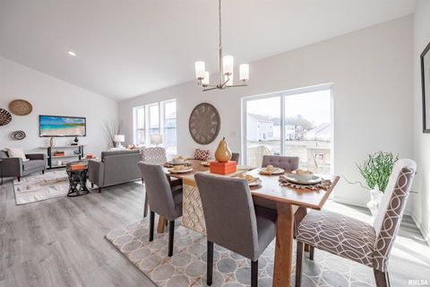 Tiny photo for Lot 9 Faiths Way, Bettendorf, IA 52722 (MLS # QC4269844)