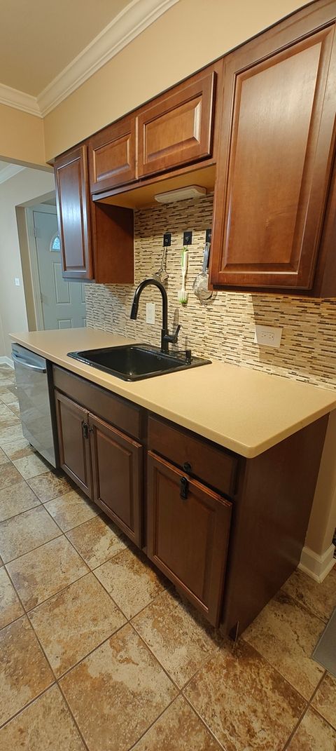 Tiny photo for Oak Lawn, IL 60453 (MLS # 12513704)