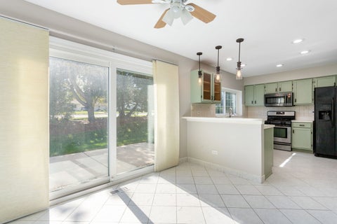 Tiny photo for 5 MARION Lane, Streamwood, IL 60107 (MLS # 12769338)
