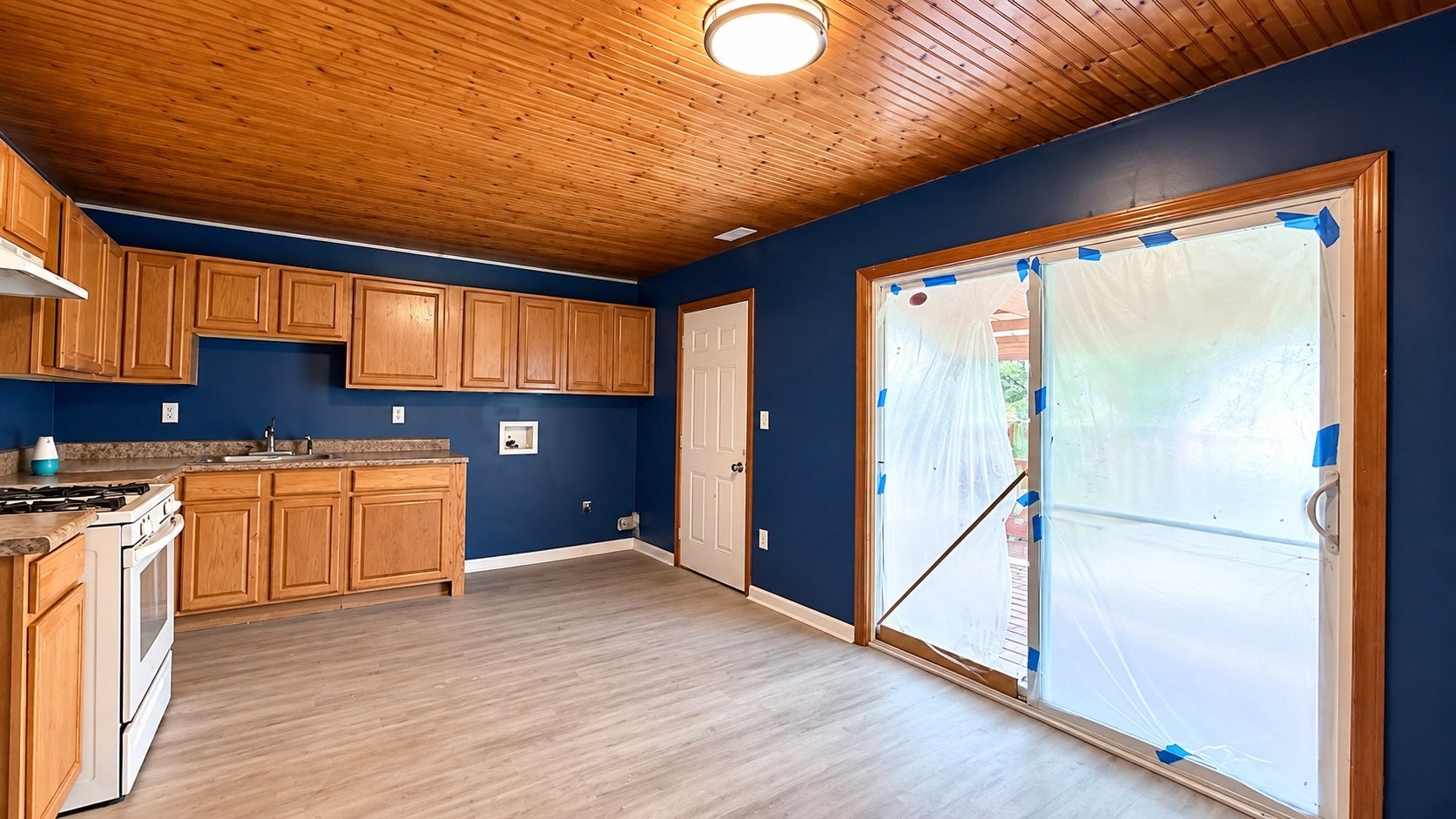 4241 Greenbrier Lane