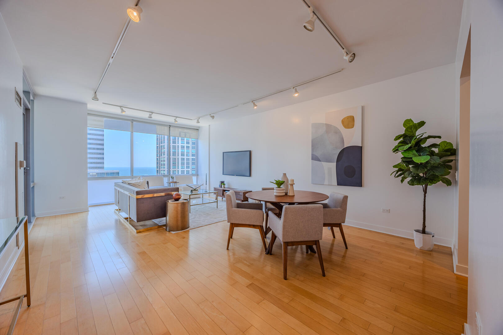 8 E Randolph Street 2503