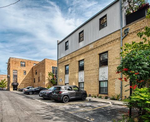 Photo of 1128 W Ardmore Avenue #1, Chicago, IL 60660 (MLS # 12459614)