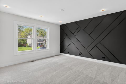 Tiny photo for 1818 Hawk Lane, Elk Grove Village, IL 60007 (MLS # 12641815)