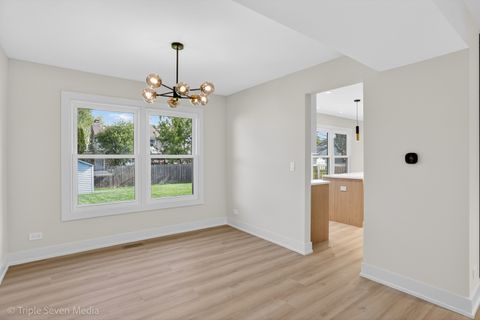Tiny photo for 1818 Hawk Lane, Elk Grove Village, IL 60007 (MLS # 12641815)
