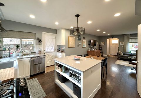 Tiny photo for 9847 S Millard Avenue, Evergreen Park, IL 60805 (MLS # 12509624)