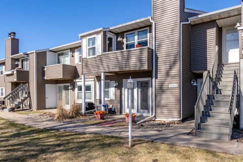 Tiny photo for 4643 CROW CREEK Court, Bettendorf, IA 52722 (MLS # 12591412)