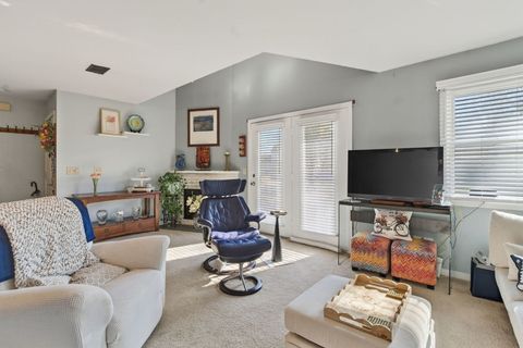 Tiny photo for 4643 CROW CREEK Court, Bettendorf, IA 52722 (MLS # 12591412)