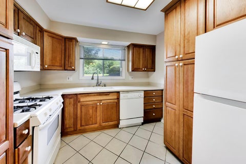 Tiny photo for 855 Johnstown Lane #A, Wheaton, IL 60189 (MLS # 12732924)