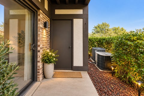 Tiny photo for 855 Johnstown Lane #A, Wheaton, IL 60189 (MLS # 12732924)