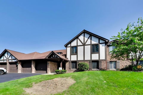 Tiny photo for 855 Johnstown Lane #A, Wheaton, IL 60189 (MLS # 12732924)