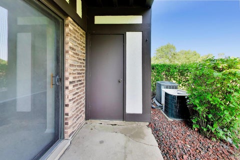 Tiny photo for 855 Johnstown Lane #A, Wheaton, IL 60189 (MLS # 12732924)