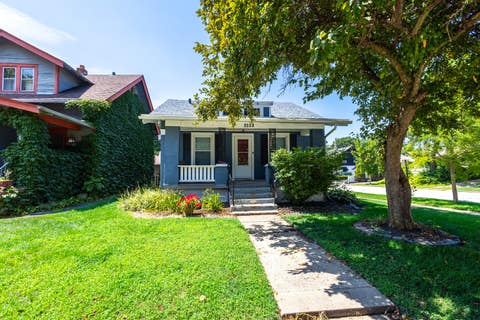 Tiny photo for 2528 Leclaire Street, Davenport, IA 52803 (MLS # 12714952)