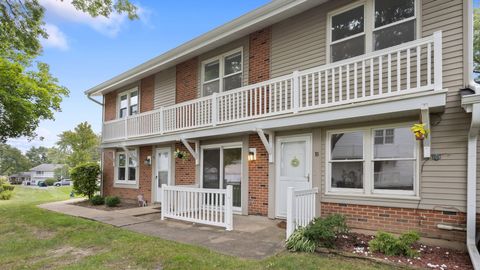 Tiny photo for 205 Emerson Court #B, Bloomingdale, IL 60108 (MLS # 12463554)