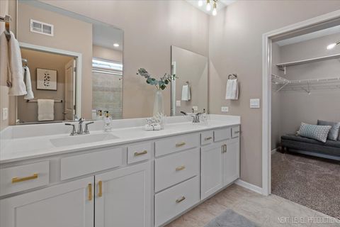 Tiny photo for 239 Durham Street, North Aurora, IL 60542 (MLS # 12557868)