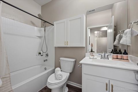 Tiny photo for 239 Durham Street, North Aurora, IL 60542 (MLS # 12557868)