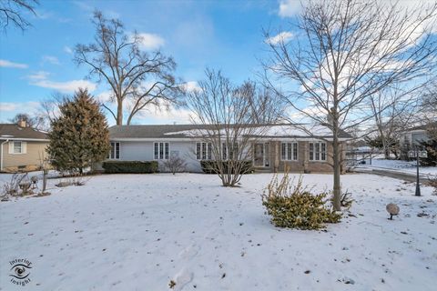 Tiny photo for 134 Roberts Road, New Lenox, IL 60451 (MLS # 12549015)