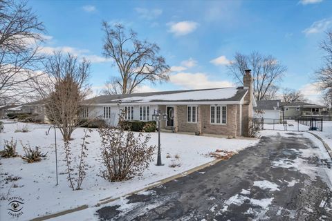 Tiny photo for 134 Roberts Road, New Lenox, IL 60451 (MLS # 12549015)