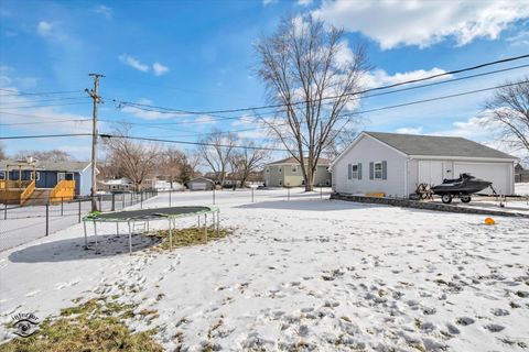 Tiny photo for 134 Roberts Road, New Lenox, IL 60451 (MLS # 12549015)