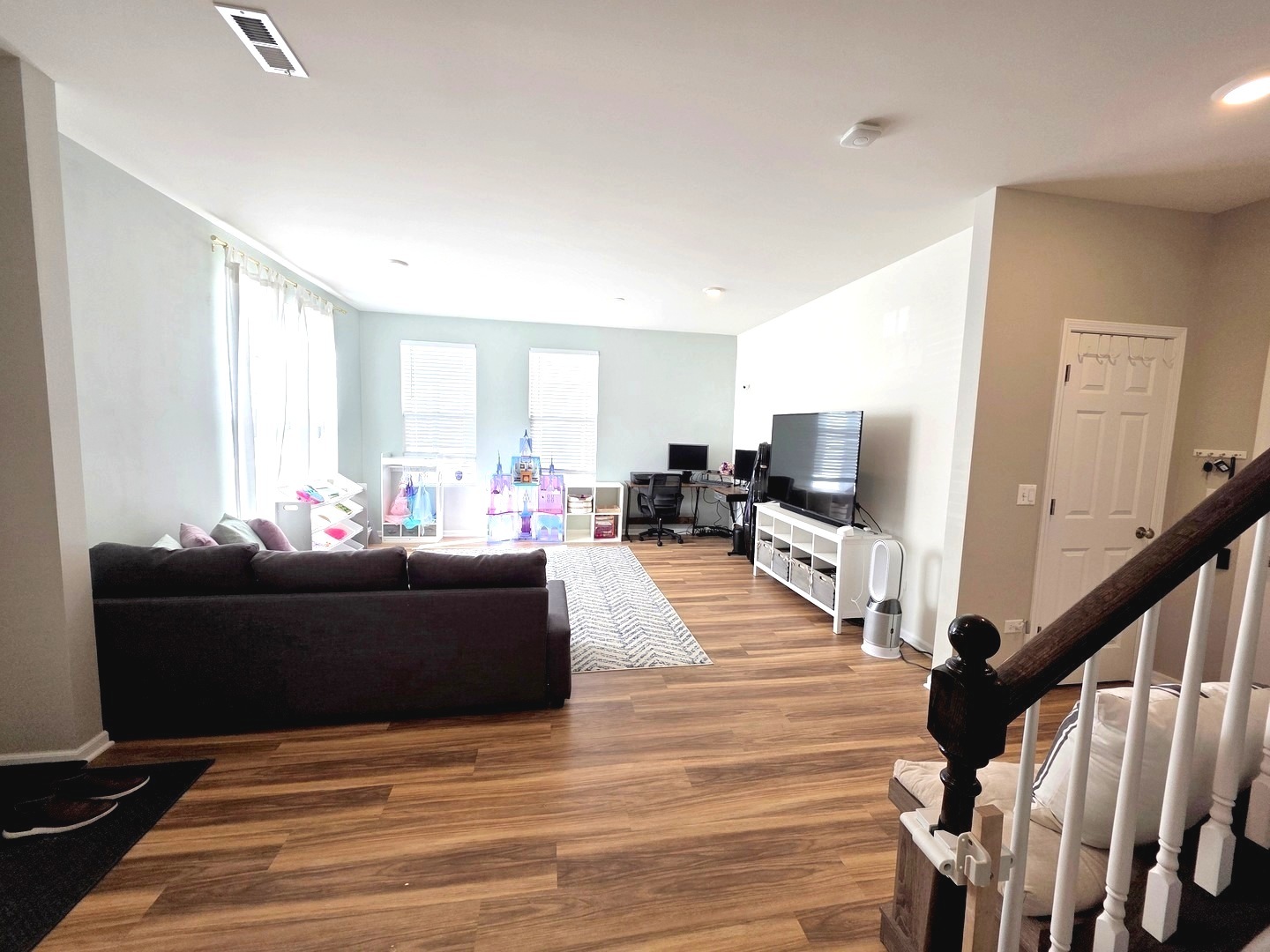 2707 Lily Lane
