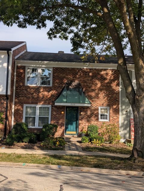 Photo of 1535 WEDGEFIELD Circle #1535, Naperville, IL 60563 (MLS # 12487932)