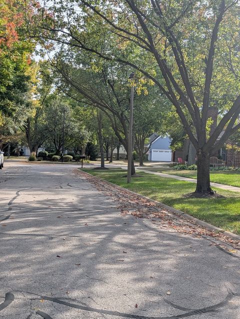 Tiny photo for 1535 WEDGEFIELD Circle #1535, Naperville, IL 60563 (MLS # 12487932)