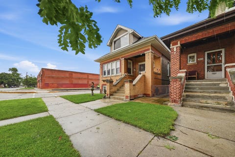 Tiny photo for 1601 S 51st Court, Cicero, IL 60804 (MLS # 12727996)