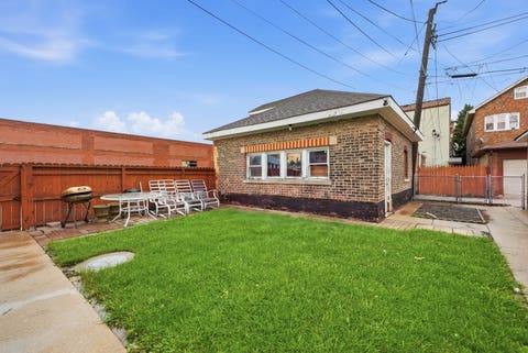 Tiny photo for 1601 S 51st Court, Cicero, IL 60804 (MLS # 12727996)