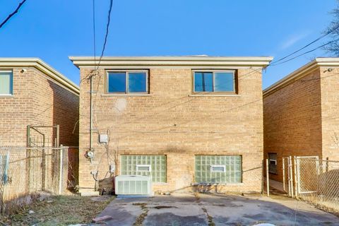 Tiny photo for 10154 S Emerald Avenue, Chicago, IL 60628 (MLS # 12534373)