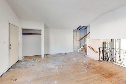Tiny photo for 10154 S Emerald Avenue, Chicago, IL 60628 (MLS # 12534373)