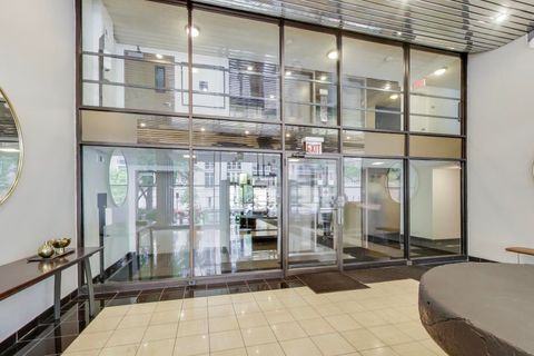 Tiny photo for 2754 N HAMPDEN Court #1203, Chicago, IL 60614 (MLS # 12600261)