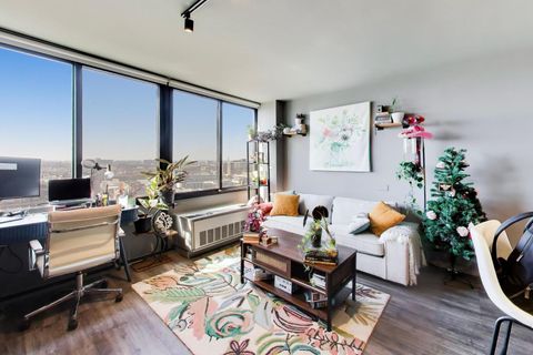 Tiny photo for 2754 N HAMPDEN Court #1203, Chicago, IL 60614 (MLS # 12600261)