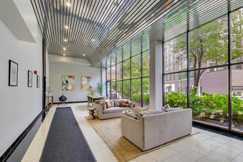 Tiny photo for 2754 N HAMPDEN Court #1203, Chicago, IL 60614 (MLS # 12600261)