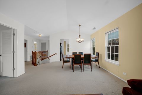 Tiny photo for 62 Winding Run Lane #62, Streamwood, IL 60107 (MLS # 12621754)