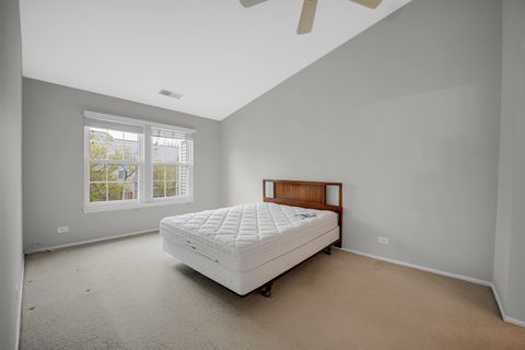 Tiny photo for 62 Winding Run Lane #62, Streamwood, IL 60107 (MLS # 12621754)