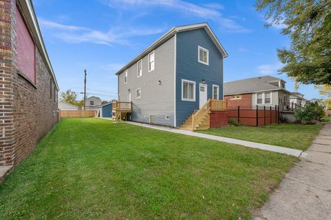 Tiny photo for 13518 S Avenue K, Chicago, IL 60633 (MLS # 12510716)