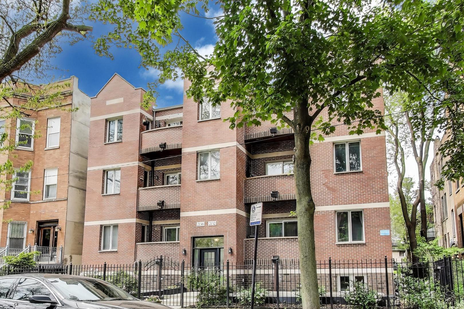 2136 W Evergreen Avenue 3B